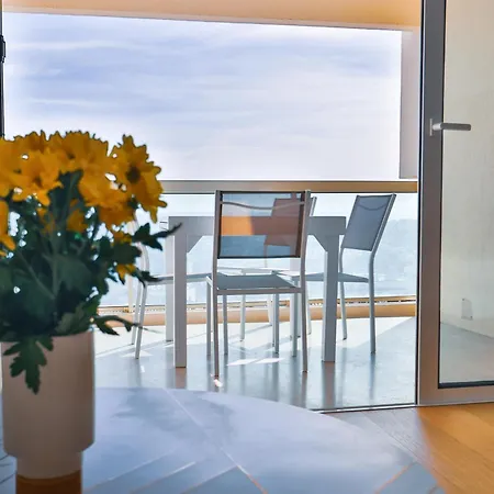 Splendide Vue Mer, Terrasse, Piscine Et Parking Apartman Le Cannet